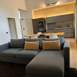 Apartment Lovely Loft Molo, Menaggio